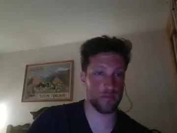 moms_little_monster from Chaturbate
