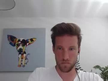 moms_little_monster from Chaturbate