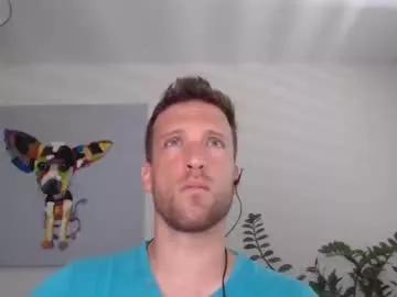 moms_little_monster from Chaturbate