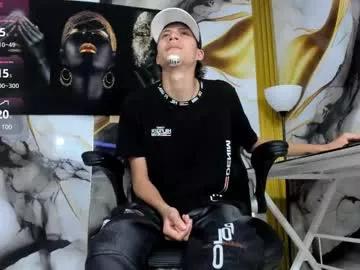 mono_blonde from Chaturbate