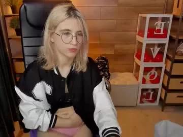 moon13152 from Chaturbate