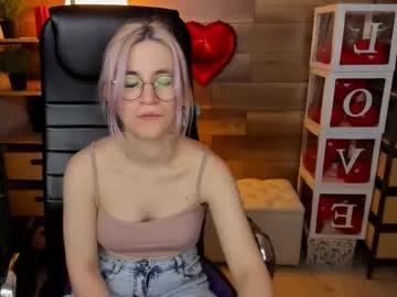 moon13152 from Chaturbate