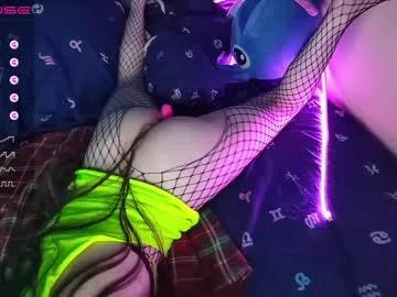 moon_shy from Chaturbate