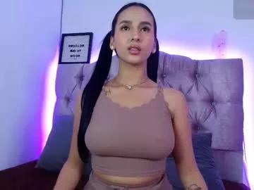 moonbrunettee from Chaturbate
