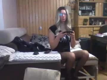 moonlight6663 from Chaturbate