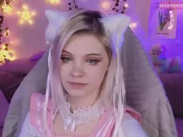 moonlight_mia from Chaturbate