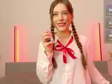 moonlitdiva from Chaturbate