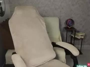 moonwoman_ from Chaturbate