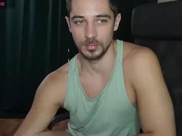 mrgreeneyes01 from Chaturbate