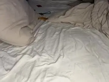 Freechat mskitty000 on Chaturbate