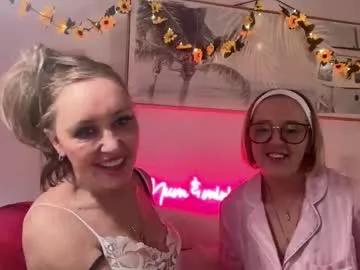 mumandminidesires from Chaturbate is Freechat