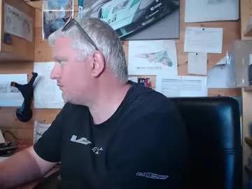 muppetdave from Chaturbate
