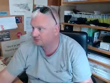 muppetdave from Chaturbate