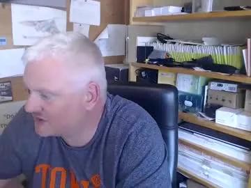 muppetdave from Chaturbate