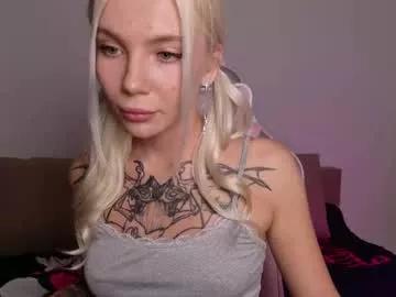 mym1lk from Chaturbate