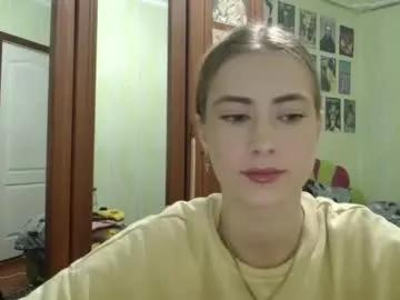 Mysticemeli from Chaturbate