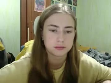 Mysticemeli from Chaturbate