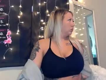 natalieraybae from Chaturbate