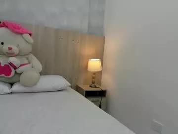 nataly_calderon from Chaturbate