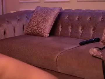 nattycaprices from Chaturbate