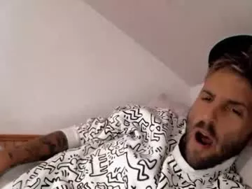 naughtynortherners on Chaturbate