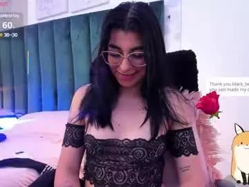 nayara_cute from Chaturbate