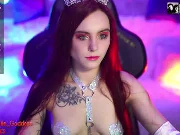nelle_ from Chaturbate