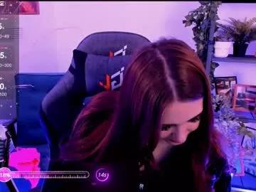 nelliemccaffrey from Chaturbate