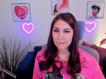 nelliemccaffrey from Chaturbate