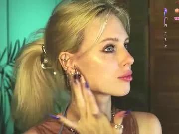 nelly_carroll from Chaturbate