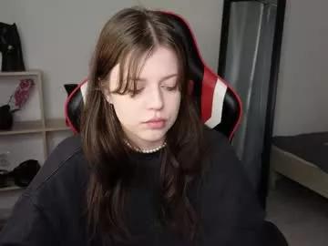 nellysunrise_1 from Chaturbate