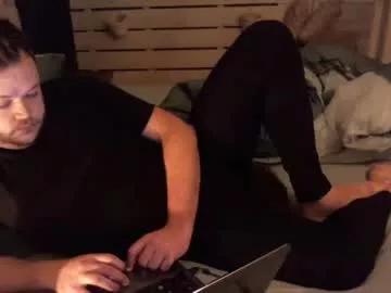 Nielsgellen from Chaturbate