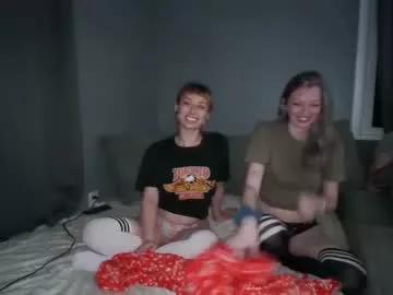 nikki_241 from Chaturbate
