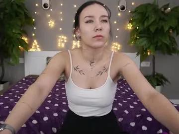 nikkigoldx from Chaturbate