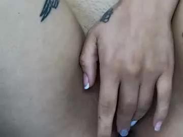 ninaa_fox from Chaturbate