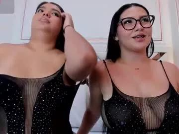 ninablooms01 from Chaturbate