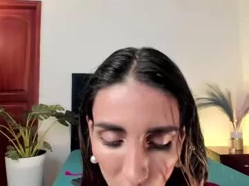ninacavallli from Chaturbate