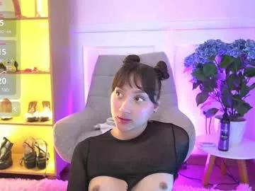 ninacollinss from Chaturbate