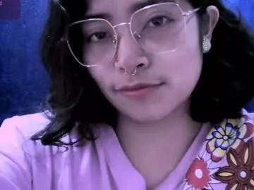 ninayellow from Chaturbate