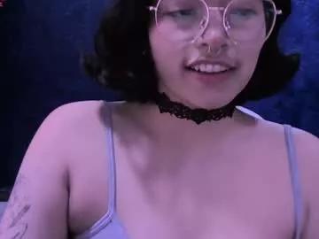 ninayellow from Chaturbate