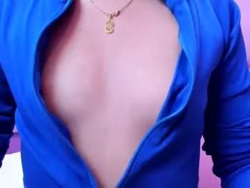ninnarosse_ from Chaturbate