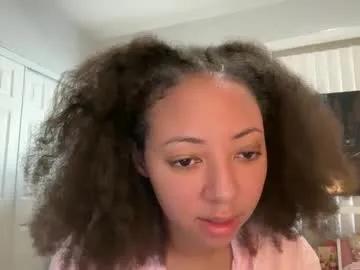 Nnionline from Chaturbate
