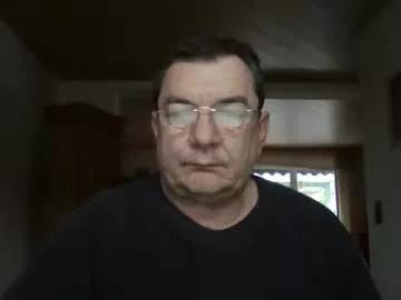 nobbie44 from Chaturbate