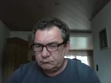 nobbie44 from Chaturbate