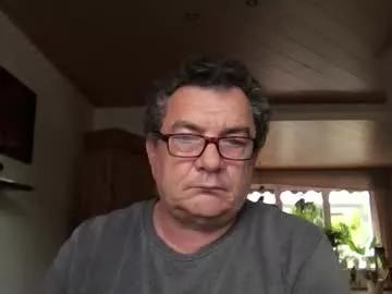 nobbie44 from Chaturbate
