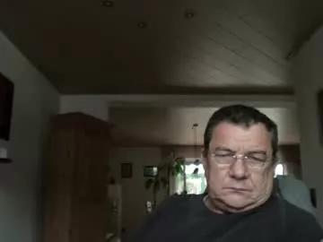nobbie44 from Chaturbate