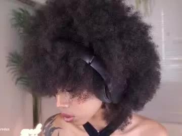 notoriuspink from Chaturbate