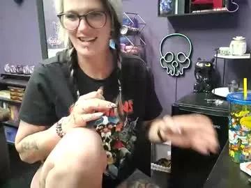 oddywithabody from Chaturbate