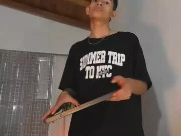 officialdominic from Chaturbate is Freechat