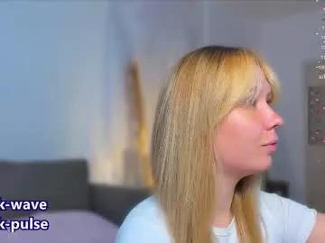 ohlovelyeva from Chaturbate